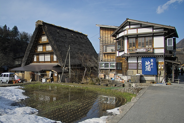 日本岐阜縣白川鄉合掌村生存.jpg