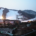 韓國維爾第渡假村滑雪場2.JPG