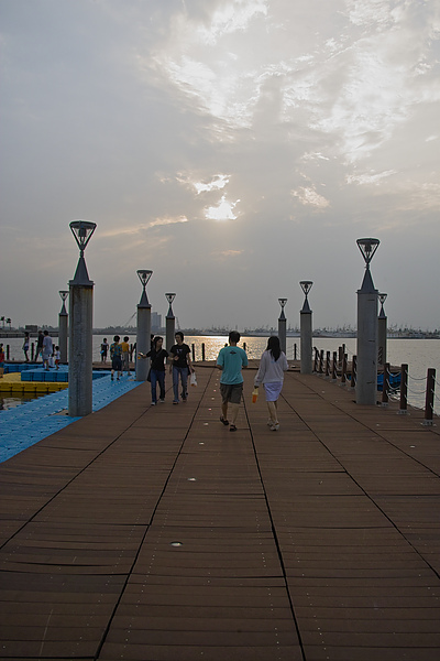 高雄縣茄萣鄉興達港情人碼頭海景3.jpg