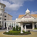 台南縣永康市台南商務會館大門2.jpg