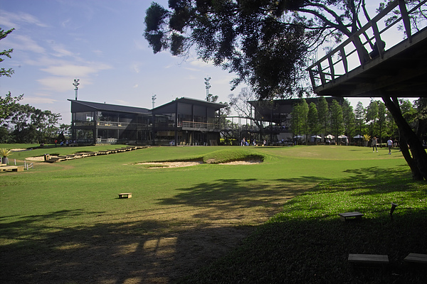 桃園縣平鎮市綠風草原餐廳全景+樹屋.jpg