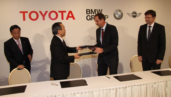 BMW and Toyota to collaborate on future lithium-ion tech, love notes