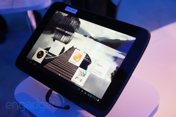 Intel demos Lenovo-made Medfield tablet running Ice Cream Sandwich.jpg