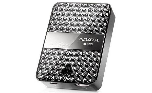 ADATA 推出多功能裝置 Dash Drive Air AE400，可以用來充電、串流媒體、作無線熱點