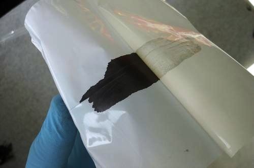 卓克索大學開發出一種名為MXene 黏土的新材料，具備高導電性、還能捲成任何厚度