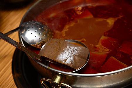 13300869405_cdb33a755d_z