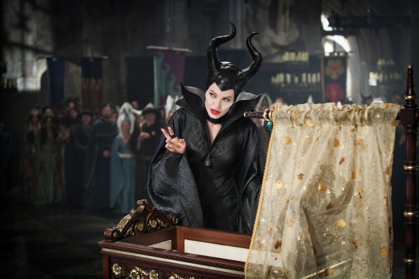 angelina-jolie-maleficent3-600x400.jpg