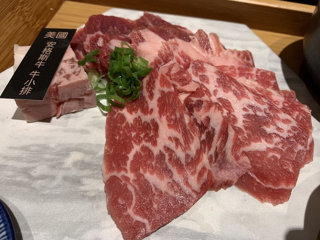 [高雄媳婦系列]東港強 和牛燒肉 (高雄旗艦店)*高雄鼓山