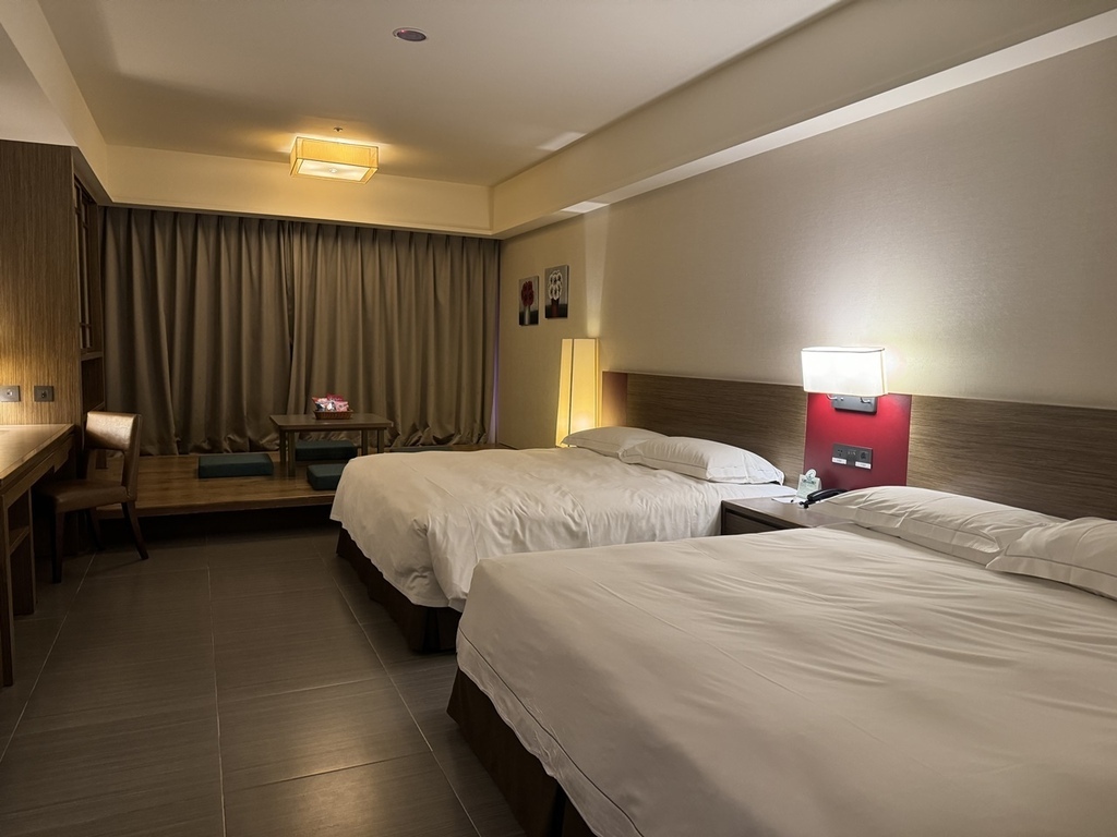 麗寶福容大飯店(和洋家庭房) ＊台中后里