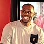 LeBron 與台灣北、中、南三地的球迷用運動交流對球鞋的熱愛.jpg