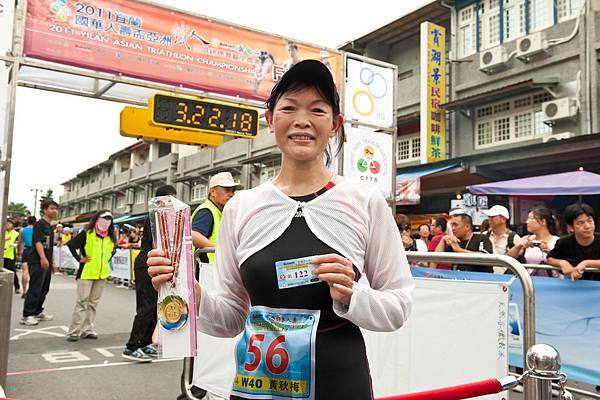 女子組參賽者年紀最長選手黃秋梅.jpg 女子組參賽者年紀最長選手黃秋梅.jpg