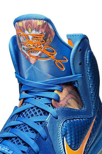 Ho11_BB_LeBron9_China_鞋舌.jpg