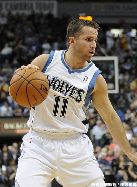 18.J.J. Barea