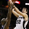 巴克利隊：Tiago Splitter