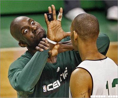 Kevin Garnett：各位觀眾！五支菸！