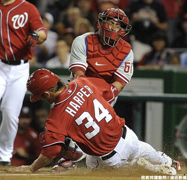 Harper 成功盜回本壘