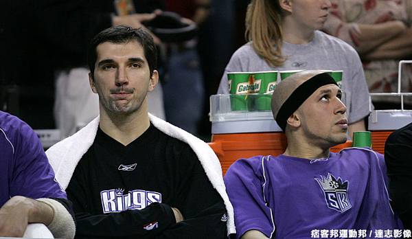 崩塌的皇室--Peja Stojakovic 與 Mike Bibby