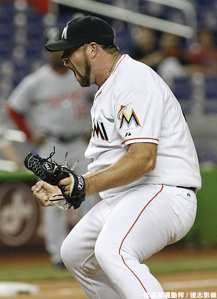 Heath Bell 這次則是沒搞砸，拿下救援成功