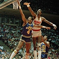 Adrian Dantley -- 共 1 次單場罰球次數超過 20 次