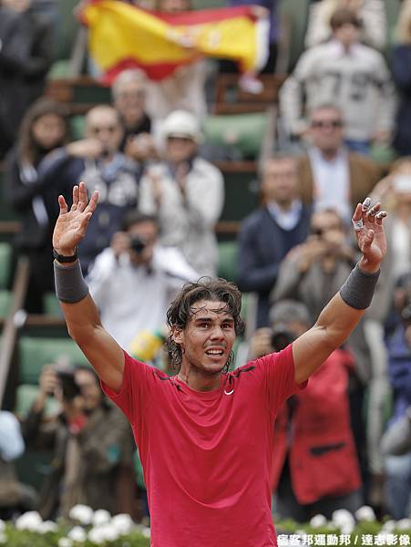 Nadal 擊敗 Djokovic  ，奪下生涯第七座法網冠軍