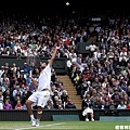 Federer 以 3 比 1 淘汰 Malisse