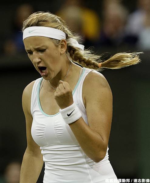 Azarenka 直落二淘汰 Paszek  ，晉級四強