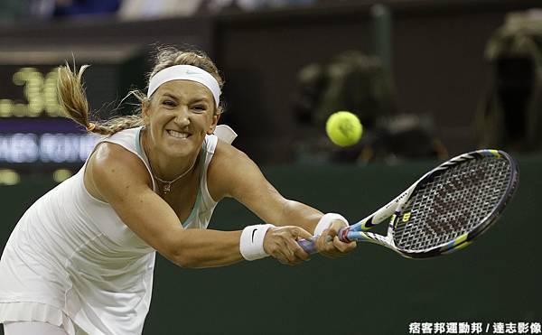 Azarenka 直落二淘汰 Paszek  ，晉級四強