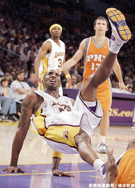 Nash 與 Kobe 的季後賽對戰紀錄-- 2007 年