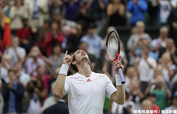 Murray 苦戰 Ferrer ，最終 Murray 晉級四強