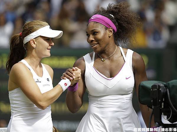 S.Williams 擊退 Radwanska ，摘下2012溫布敦后冠！