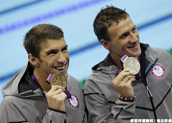 Phelps & Lochte分獲金銀牌