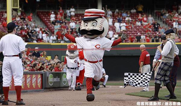 Mr.Redlegs 在吉祥賽跑比賽中摘冠