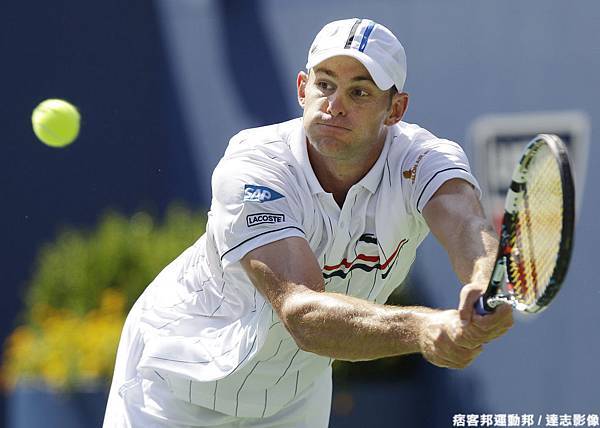 Andy Roddick 擊退同胞 Rhyne Williams