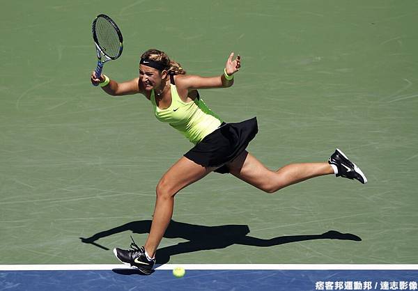 Azarenka 力退 Flipkens