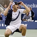 2003 年  Roddick 美網奪冠後喜極而泣