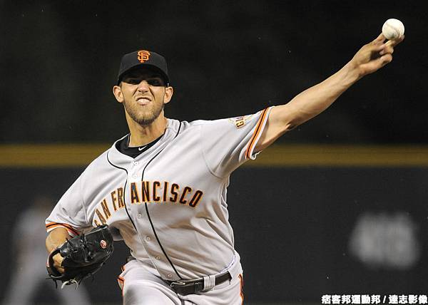 Bumgarner「不務正業」　巨人1分險勝落磯