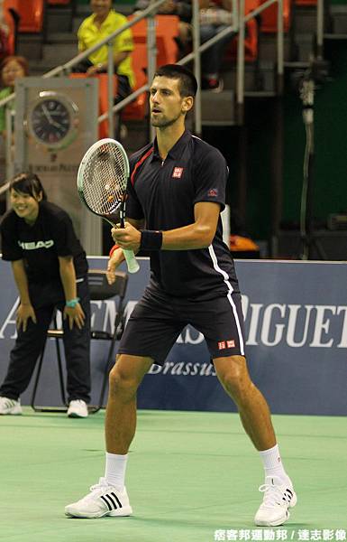 Novak Djokovic模仿莎拉波娃