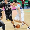 田壘力挽狂瀾 田壘力挽狂瀾
