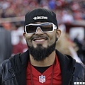 MLB 世界大賽冠軍成員 Sergio Romo 到場觀看 49ers 隊比賽