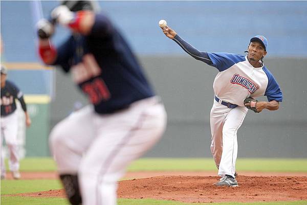 20121130冬季聯盟G9-多明尼加隊先發投手貝羅