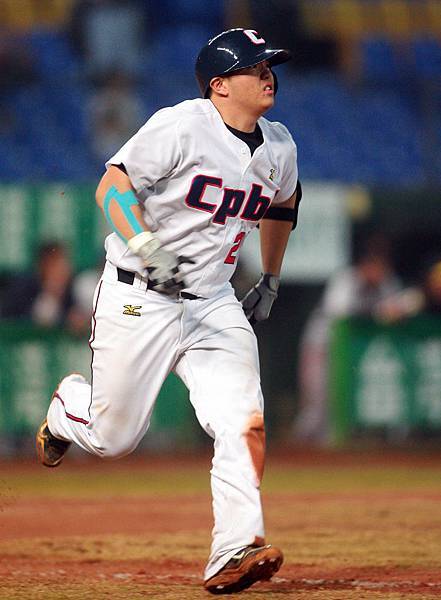 中華紅隊捕手黃均聲