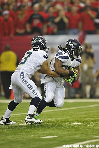 海鷹 Russell Wilson 與 Marshawn Lynch