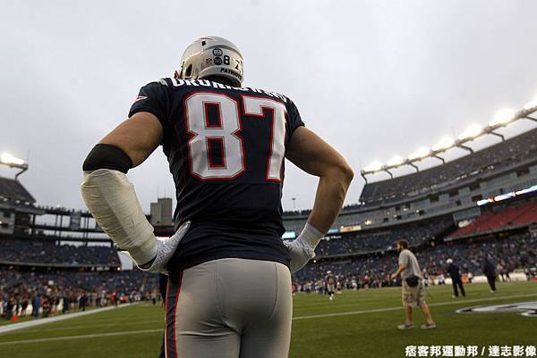 愛國者 Rob Gronkowski 傷退