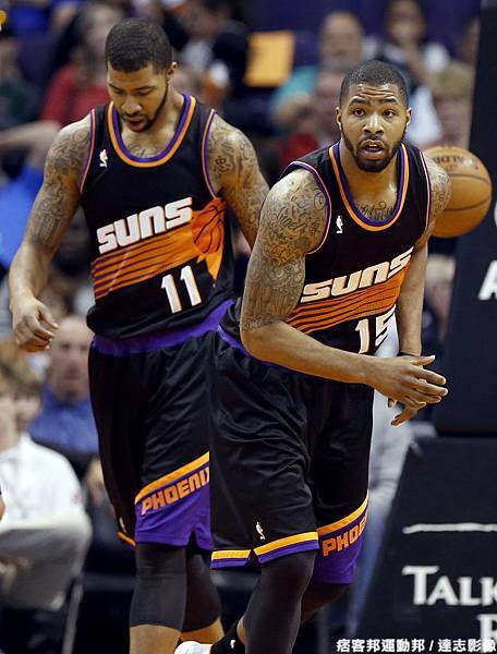 Markieff Morris 與 Marcus Morris 兄弟齊上場