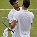 Novak Djokovic與Tomas Berdych賽後握手
