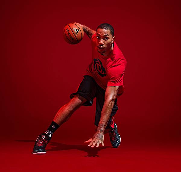 adidas與Derrick Rose 共同發布全新Rose 4與服飾系列