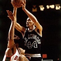 5.格文(George Gervin)