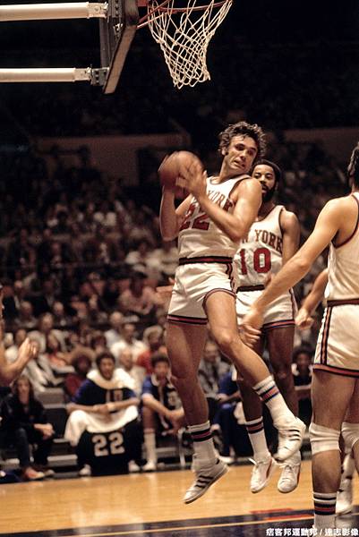 狄博學(Dave DeBusschere)