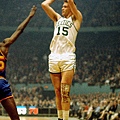 4.漢森(Tom Heinsohn)