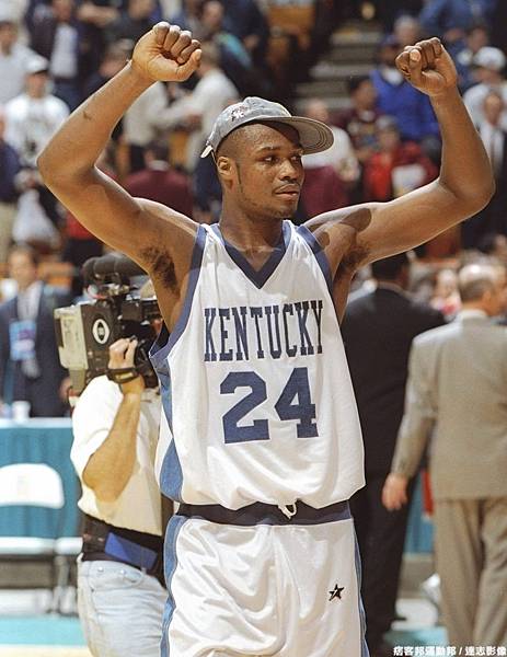 9.華克(Antoine Walker)